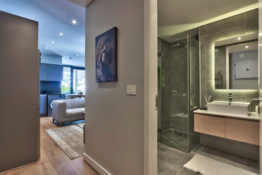 1 Bedroom Property for Sale in Three Anchor Bay Western Cape